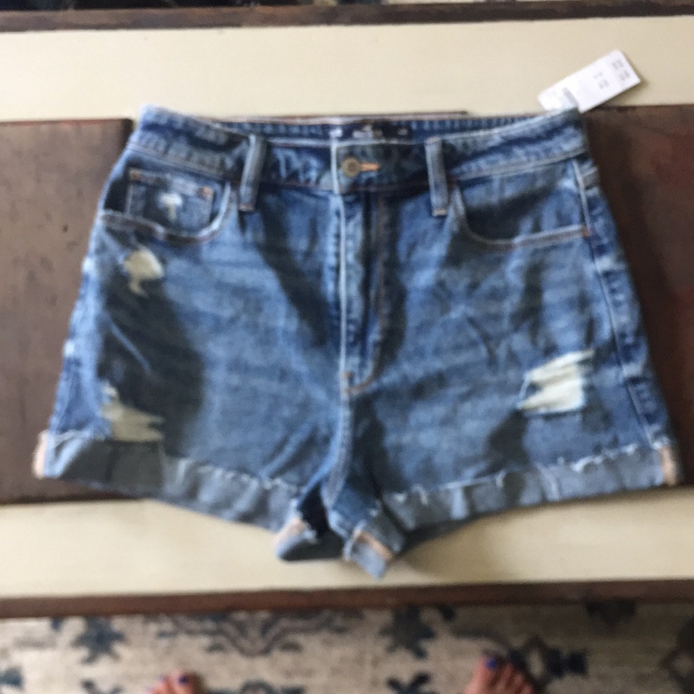 Brand new with tags Hollister Jean shorts